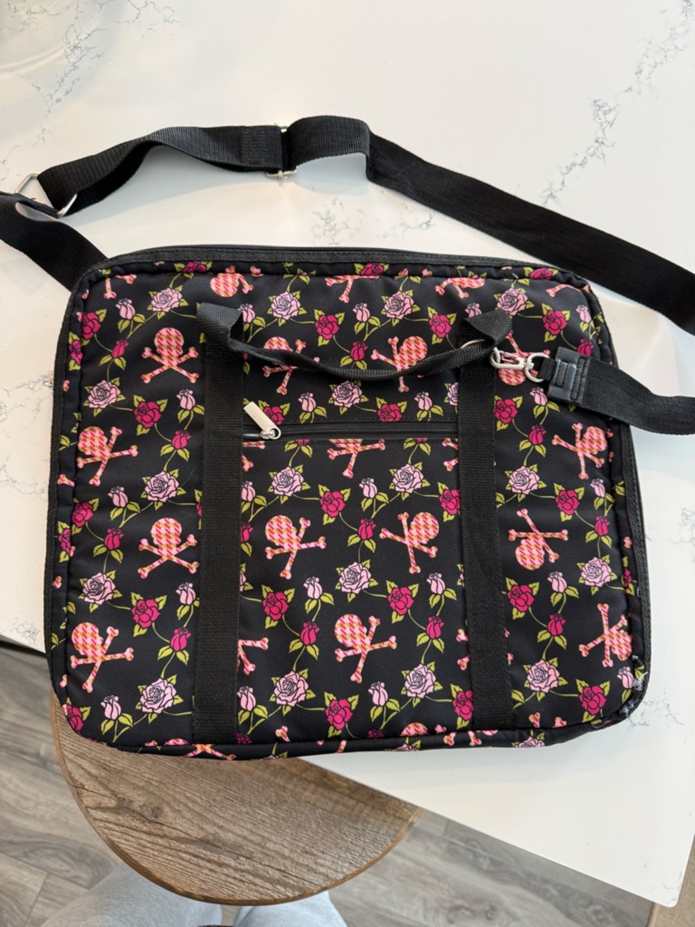 Black Floral & Pink Skull Crossbones laptop bag